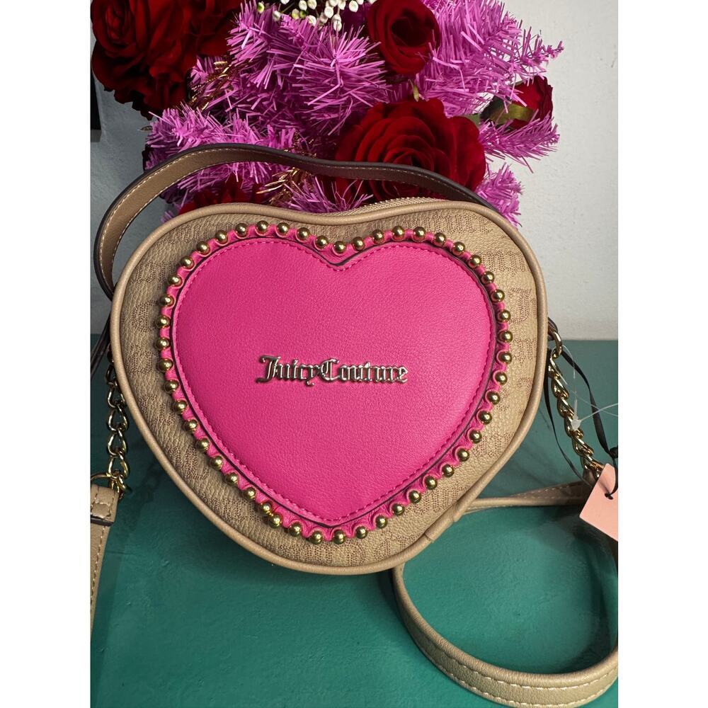 NEW Juicy Couture “Love Never Dies” Heart Crossbody Bag – Café/Juicy Pink - Picture 2 of 5